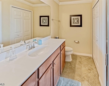 9735 Acqua Court - Photo Thumbnail 10