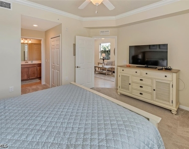 9735 Acqua Court - Photo Thumbnail 9