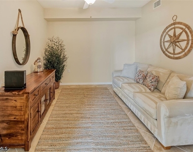 9735 Acqua Court - Photo Thumbnail 7