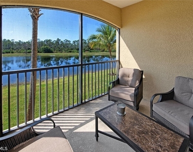 9735 Acqua Court - Photo Thumbnail 18