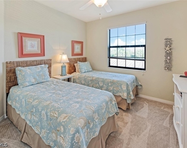 9735 Acqua Court - Photo Thumbnail 15