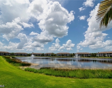 8008 Signature Club Cir - Photo Thumbnail 29