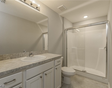 2916 42nd Street Sw - Photo Thumbnail 8