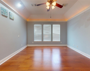 8538 Sunrise Meadow Lane - Photo Thumbnail 19