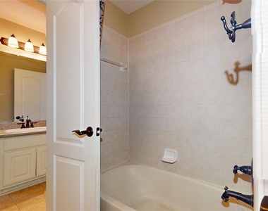 8538 Sunrise Meadow Lane - Photo Thumbnail 30