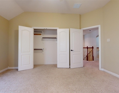 8538 Sunrise Meadow Lane - Photo Thumbnail 33