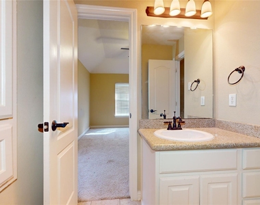 8538 Sunrise Meadow Lane - Photo Thumbnail 31