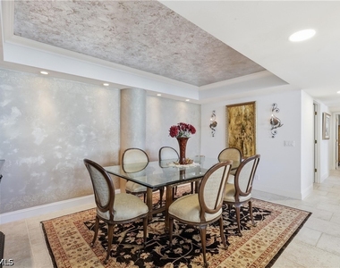 4041 Gulf Shore Boulevard N - Photo Thumbnail 15