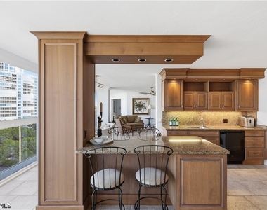 4041 Gulf Shore Boulevard N - Photo Thumbnail 13