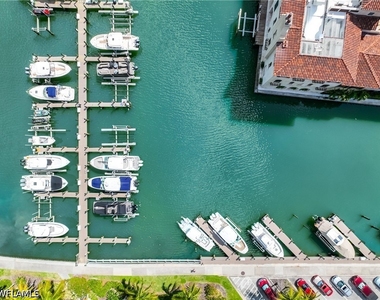 4041 Gulf Shore Boulevard N - Photo Thumbnail 42