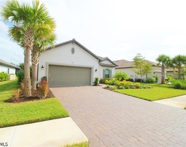 9456 Montelanico Loop - Photo Thumbnail 3