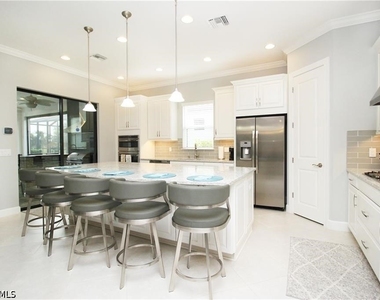9456 Montelanico Loop - Photo Thumbnail 8