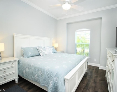 9456 Montelanico Loop - Photo Thumbnail 4