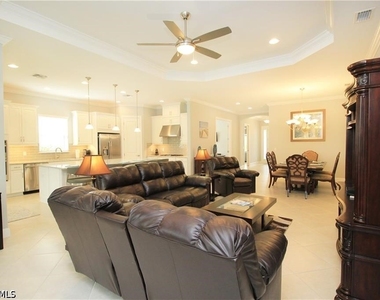 9456 Montelanico Loop - Photo Thumbnail 11