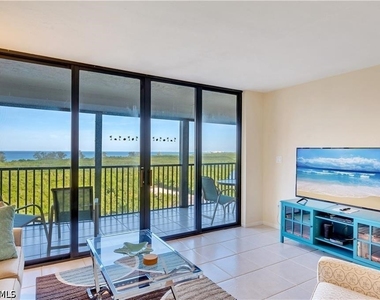17 Bluebill Avenue - Photo Thumbnail 7