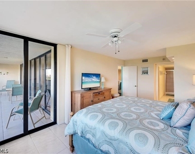17 Bluebill Avenue - Photo Thumbnail 6