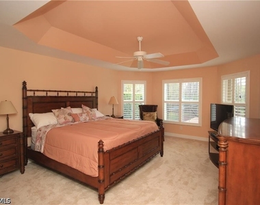 2322 Butterfly Palm Drive - Photo Thumbnail 9