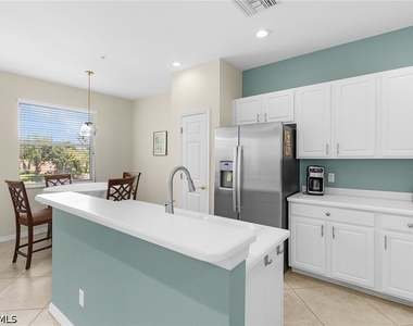 9651 Spanish Moss Way - Photo Thumbnail 12
