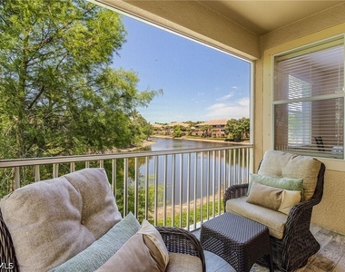 9651 Spanish Moss Way - Photo Thumbnail 1