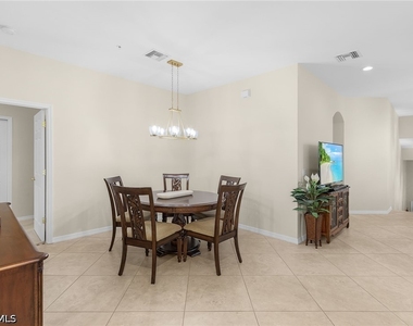 9651 Spanish Moss Way - Photo Thumbnail 8