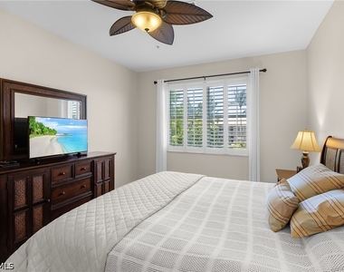 9651 Spanish Moss Way - Photo Thumbnail 15