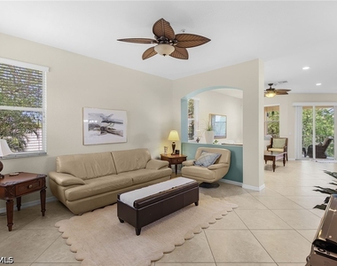 9651 Spanish Moss Way - Photo Thumbnail 5