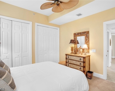 9006 Cascada Way - Photo Thumbnail 18