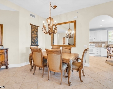 9006 Cascada Way - Photo Thumbnail 8