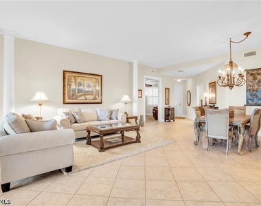9006 Cascada Way - Photo Thumbnail 4