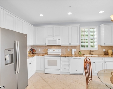 9006 Cascada Way - Photo Thumbnail 9