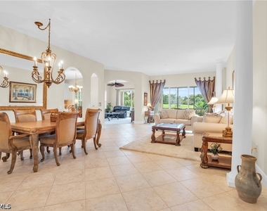 9006 Cascada Way - Photo Thumbnail 3