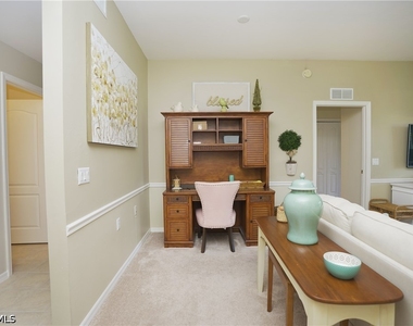 3435 Laurel Greens Lane S - Photo Thumbnail 14