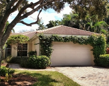 8526 Pepper Tree Way - Photo Thumbnail 2