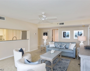 5550 Heron Point Drive - Photo Thumbnail 4