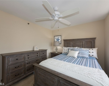 5550 Heron Point Drive - Photo Thumbnail 12