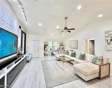 2499 River Reach Drive - Photo Thumbnail 6