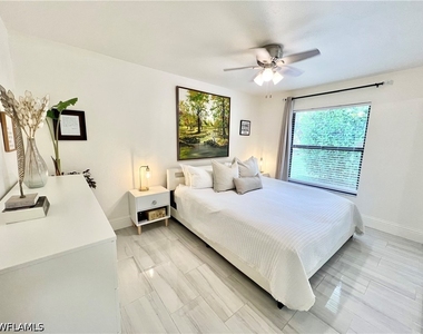 2499 River Reach Drive - Photo Thumbnail 8