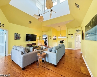 1296 Grand Canal Drive - Photo Thumbnail 10