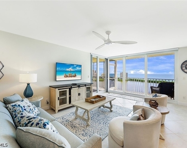 5550 Heron Point Drive - Photo Thumbnail 2