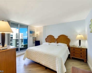 4041 Gulf Shore Boulevard N - Photo Thumbnail 17