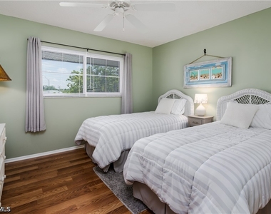 5419 Rattlensake Hammock Road - Photo Thumbnail 8
