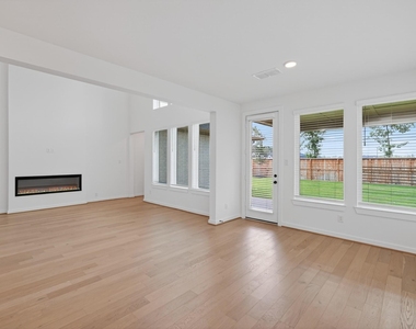 9437 Pacific Crest Ct - Photo Thumbnail 11