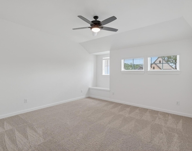 9437 Pacific Crest Ct - Photo Thumbnail 23