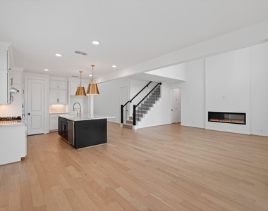 9437 Pacific Crest Ct - Photo Thumbnail 10