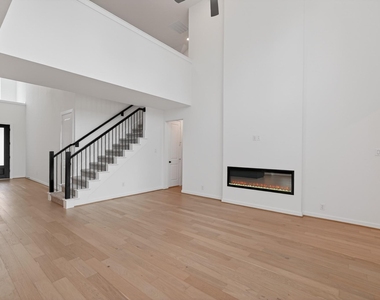 9437 Pacific Crest Ct - Photo Thumbnail 6