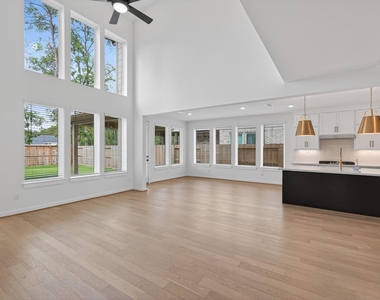 9437 Pacific Crest Ct - Photo Thumbnail 8