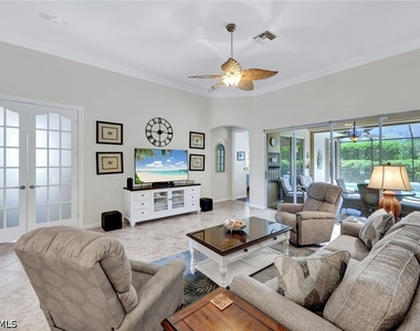 16208 Parque Lane - Photo Thumbnail 5