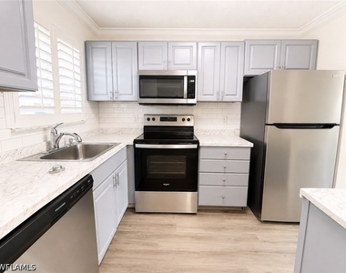 225 Turtle Lake Court - Photo Thumbnail 17