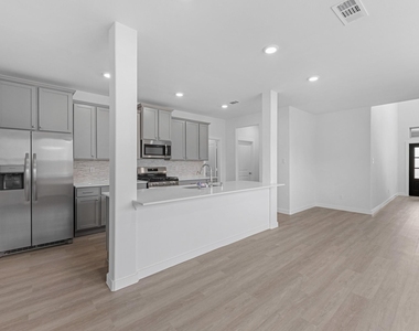 21611 Alberta Forest Circle - Photo Thumbnail 1