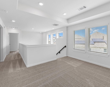 21611 Alberta Forest Circle - Photo Thumbnail 14